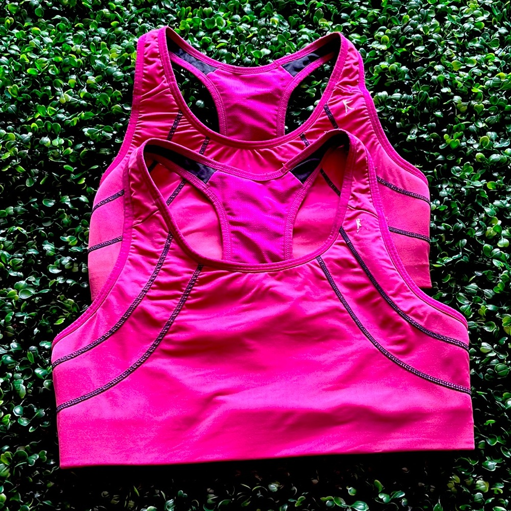 Sports bra ( listed to sell offers accepted) set of 2